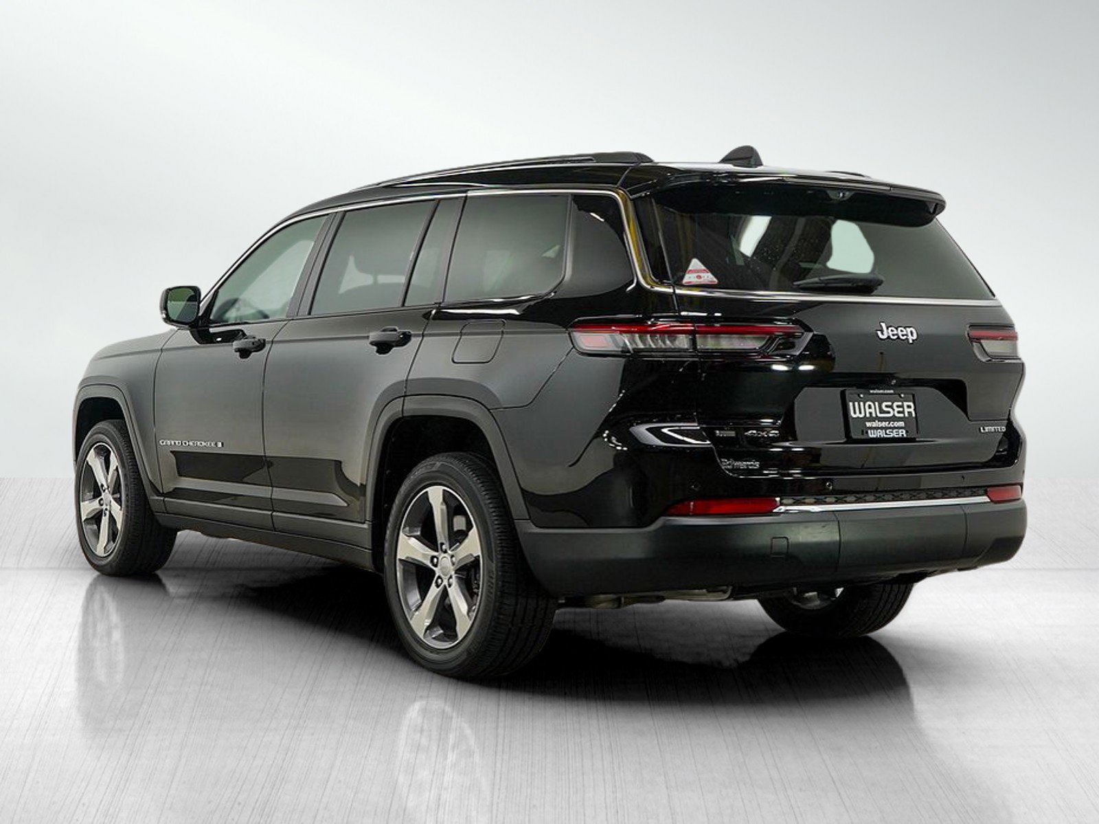 2022 Jeep Grand Cherokee Limited photo 3