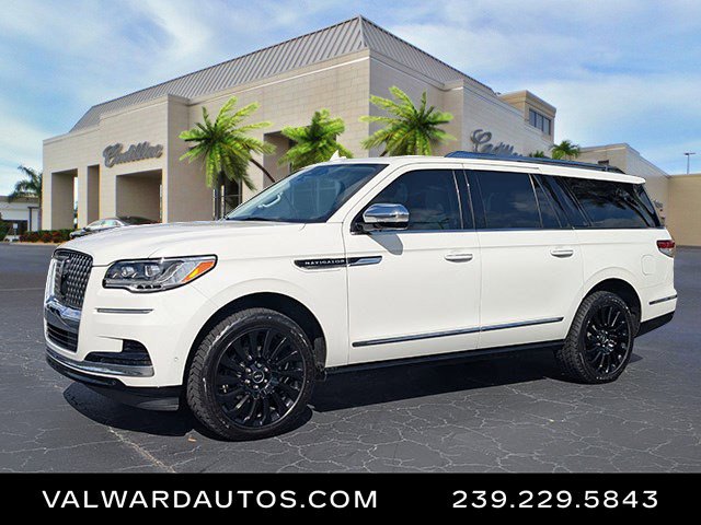 2022 Lincoln Navigator Black Label L's photo