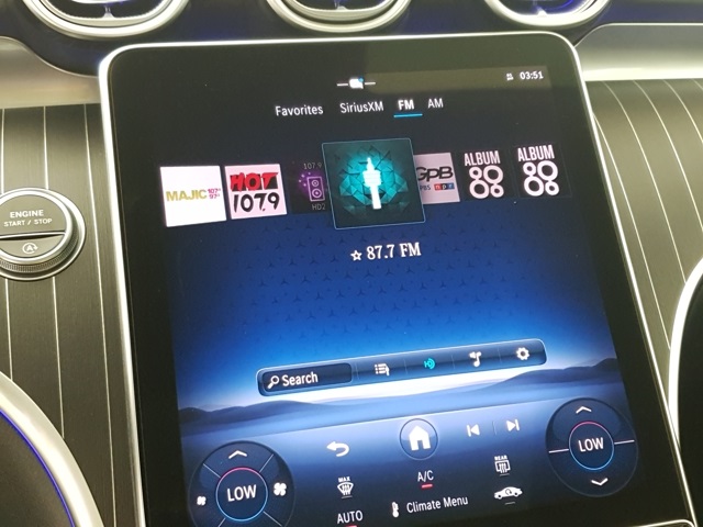 2025 Mercedes Benz C 300 photo 27