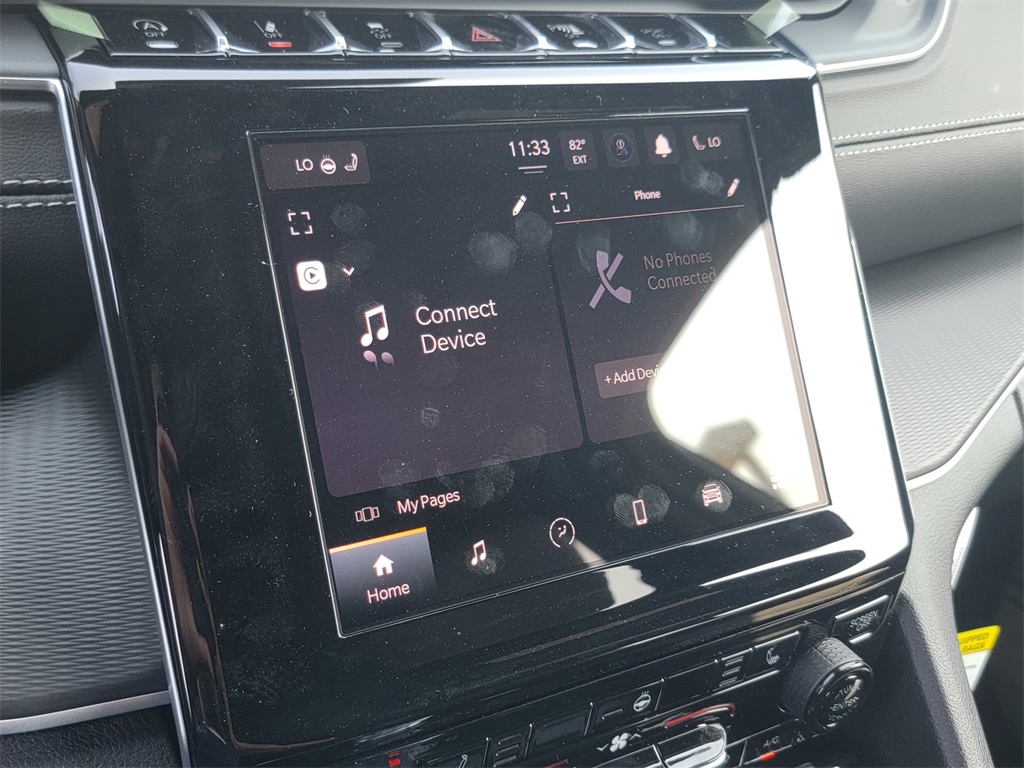 2025 Jeep Grand Cherokee Laredo Altitude X photo 13