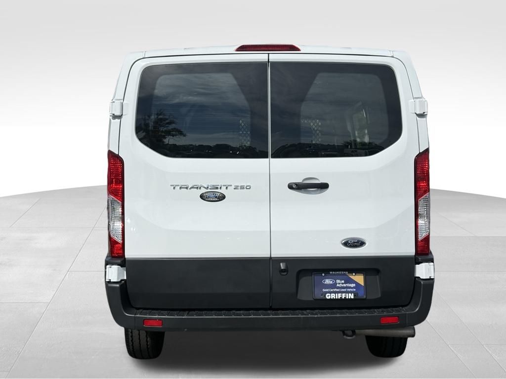 2024 Ford Transit photo 6