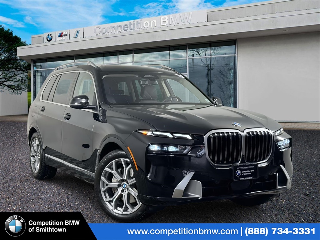 2025 BMW X7 40i's photo