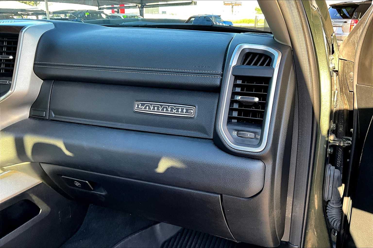 2021 Ram 1500 Laramie photo 18