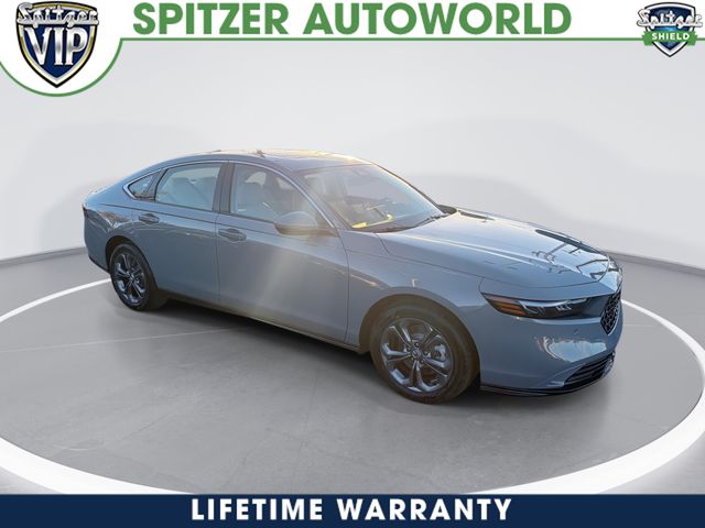 2025 Honda Accord Hybrid EX-L's photo