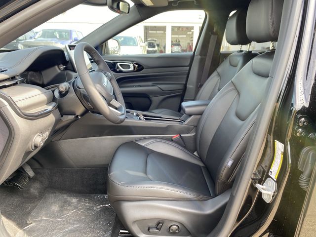 2025 Jeep Compass Limited photo 4