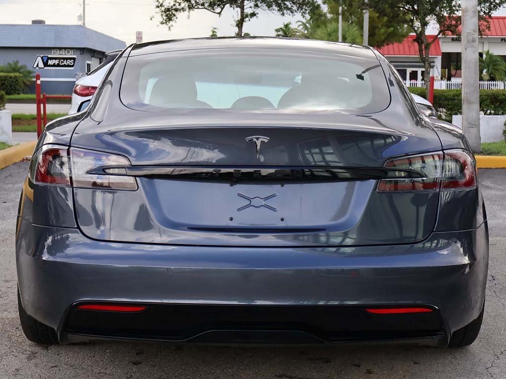 2022 Tesla Model S photo 9