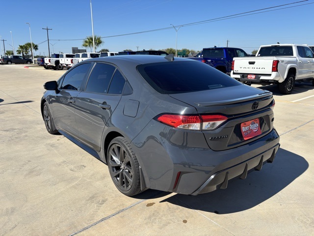 2023 Toyota Corolla SE photo 3