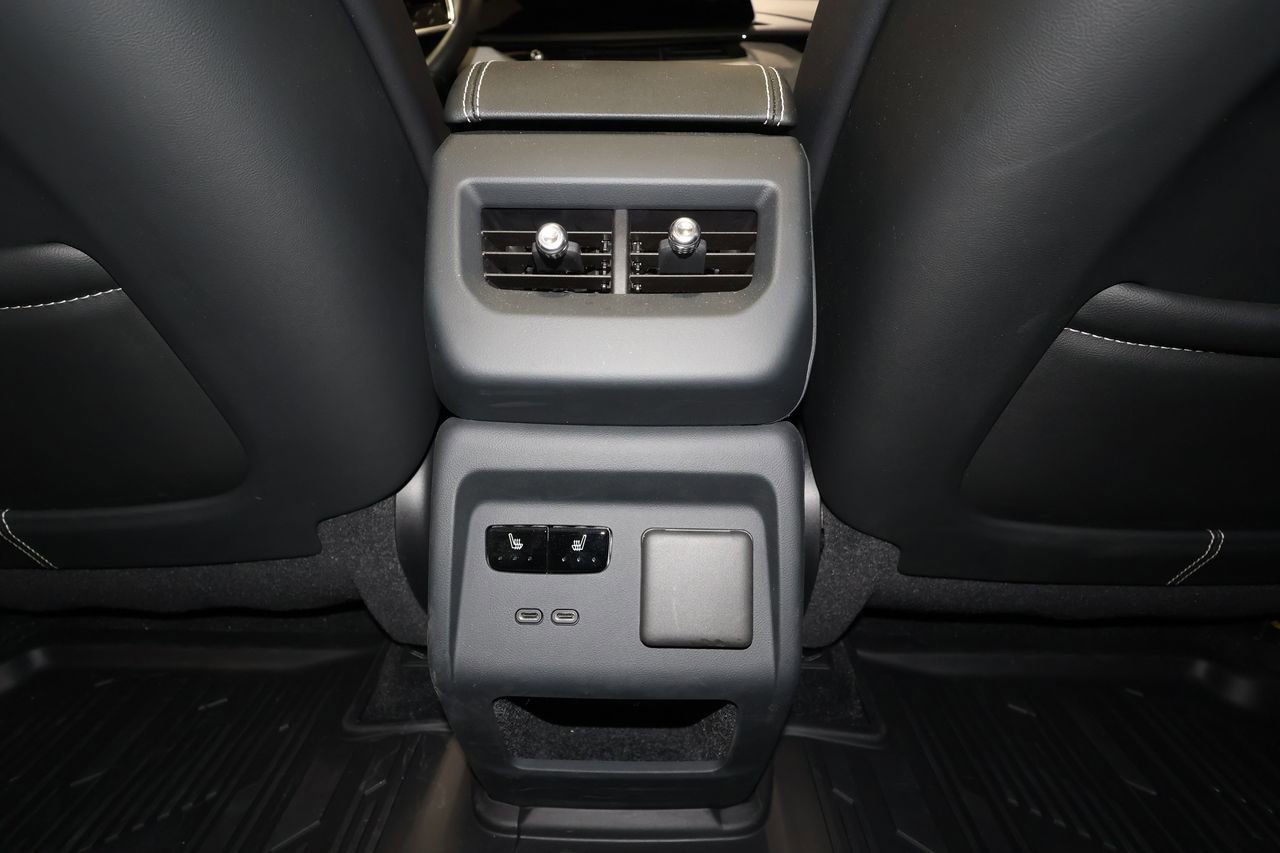 2025 Cadillac Optiq Sport photo 26