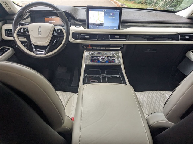 2020 Lincoln Aviator Black Label photo 21