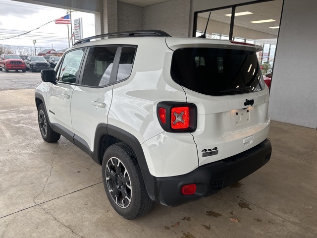 2023 Jeep Renegade Latitude Upland photo 3