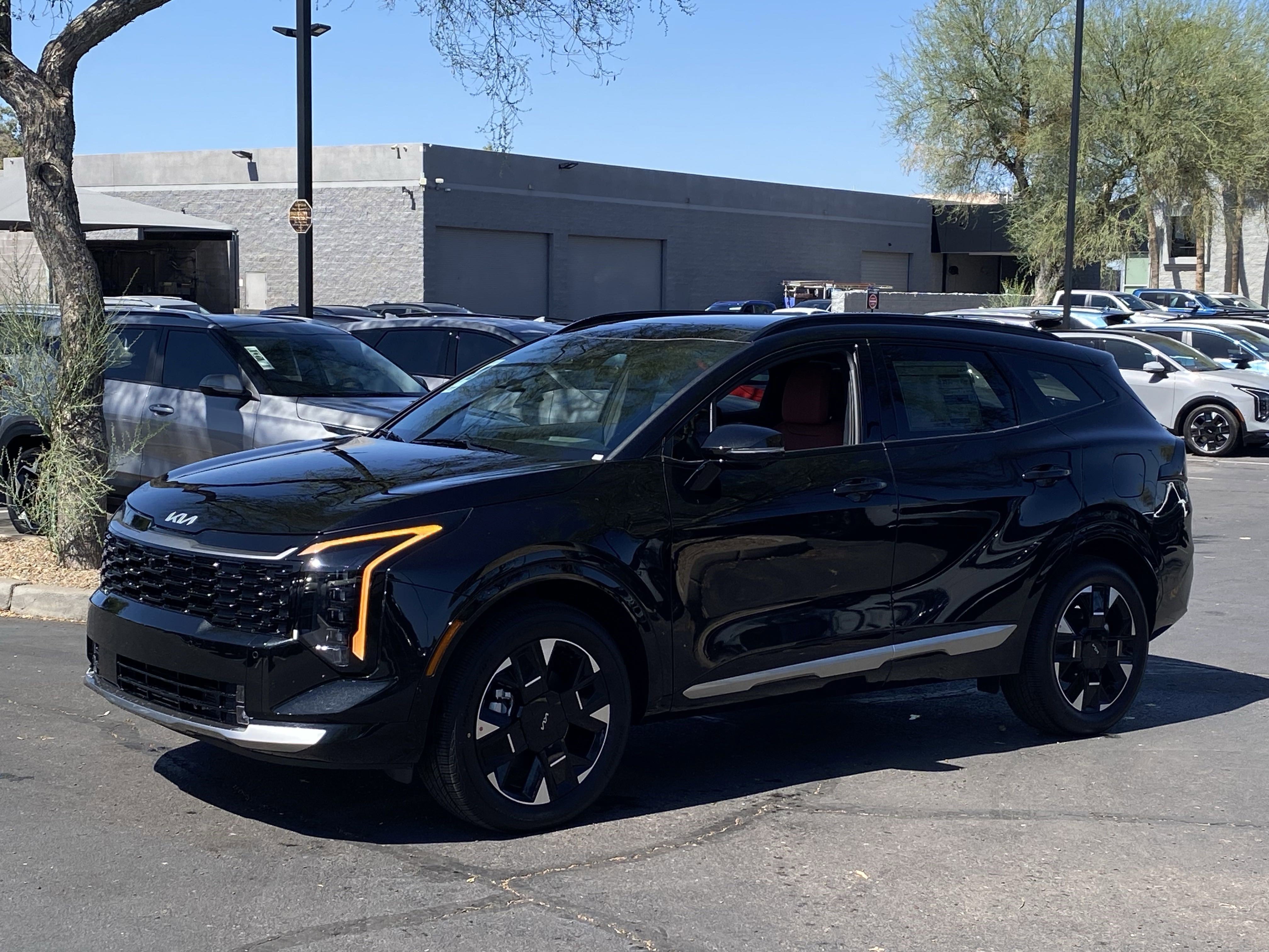2026 Kia Sportage Hybrid SX Prestige photo 2