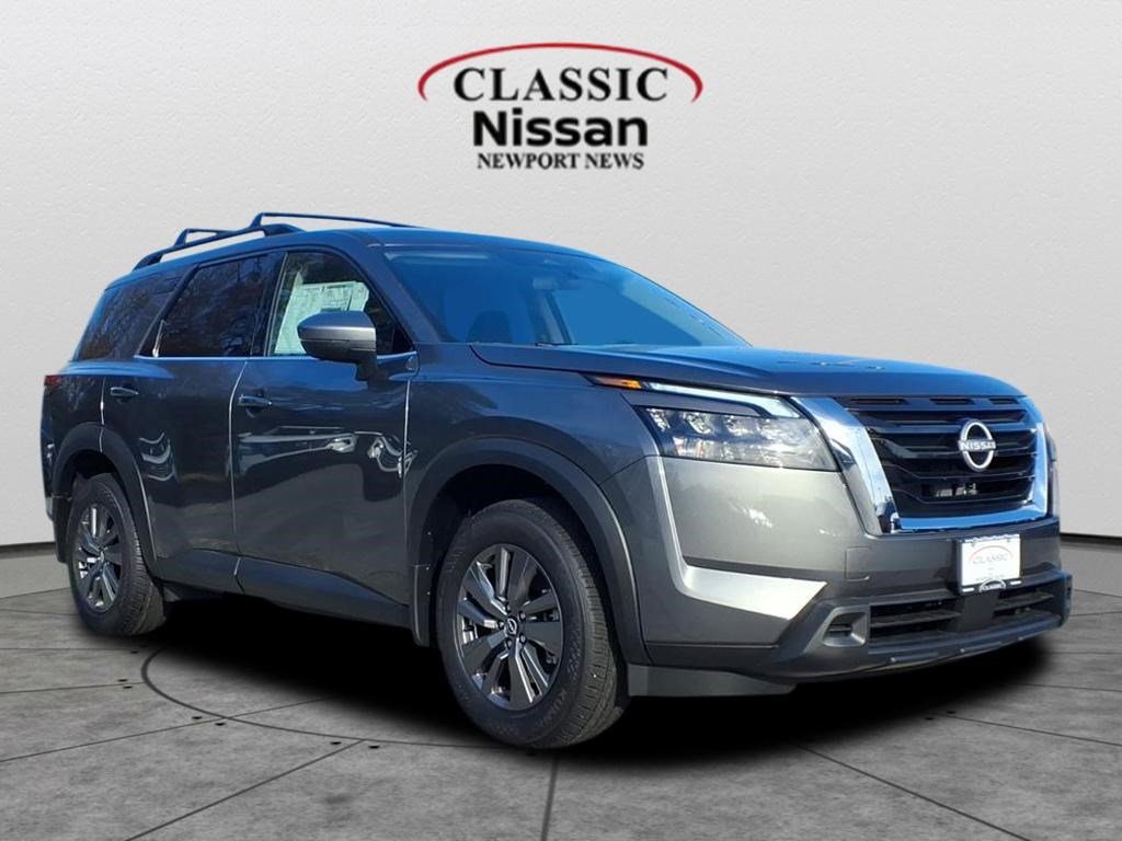 2025 Nissan Pathfinder SV's photo