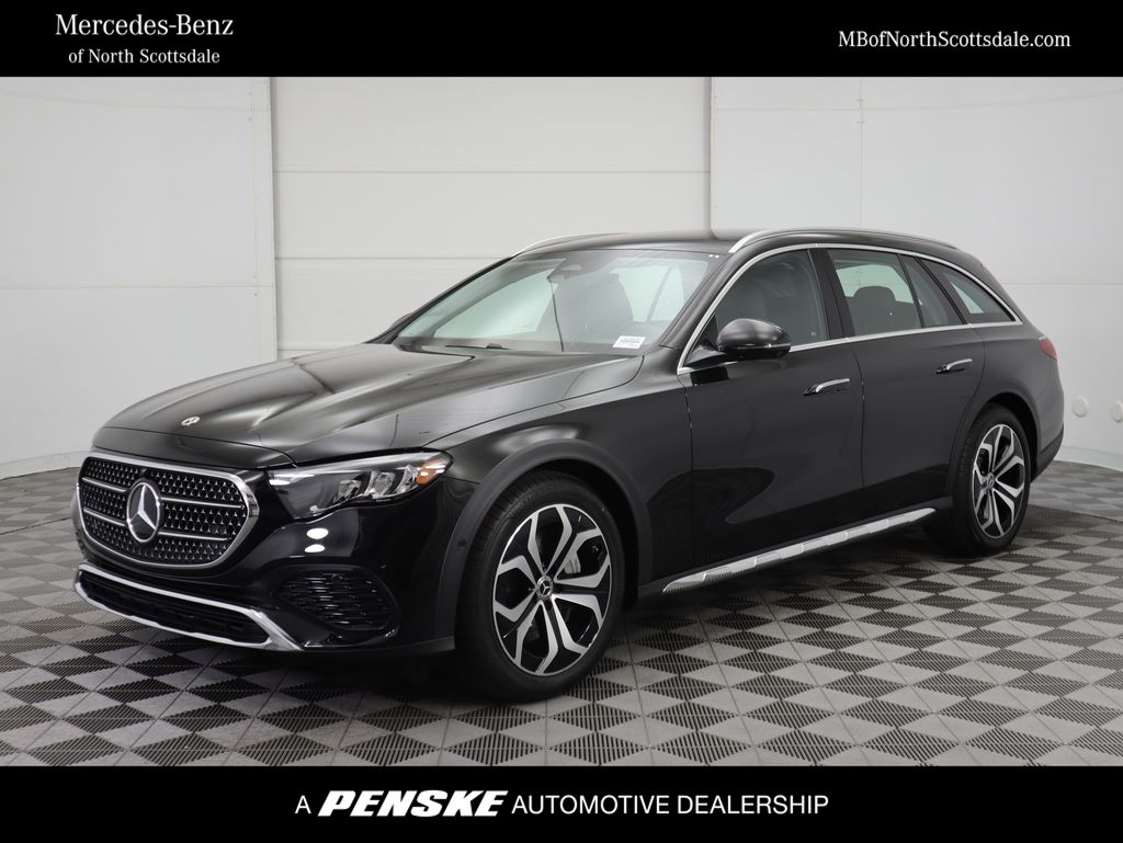 2025 Mercedes-Benz E-Class E450 All-Terrain's photo