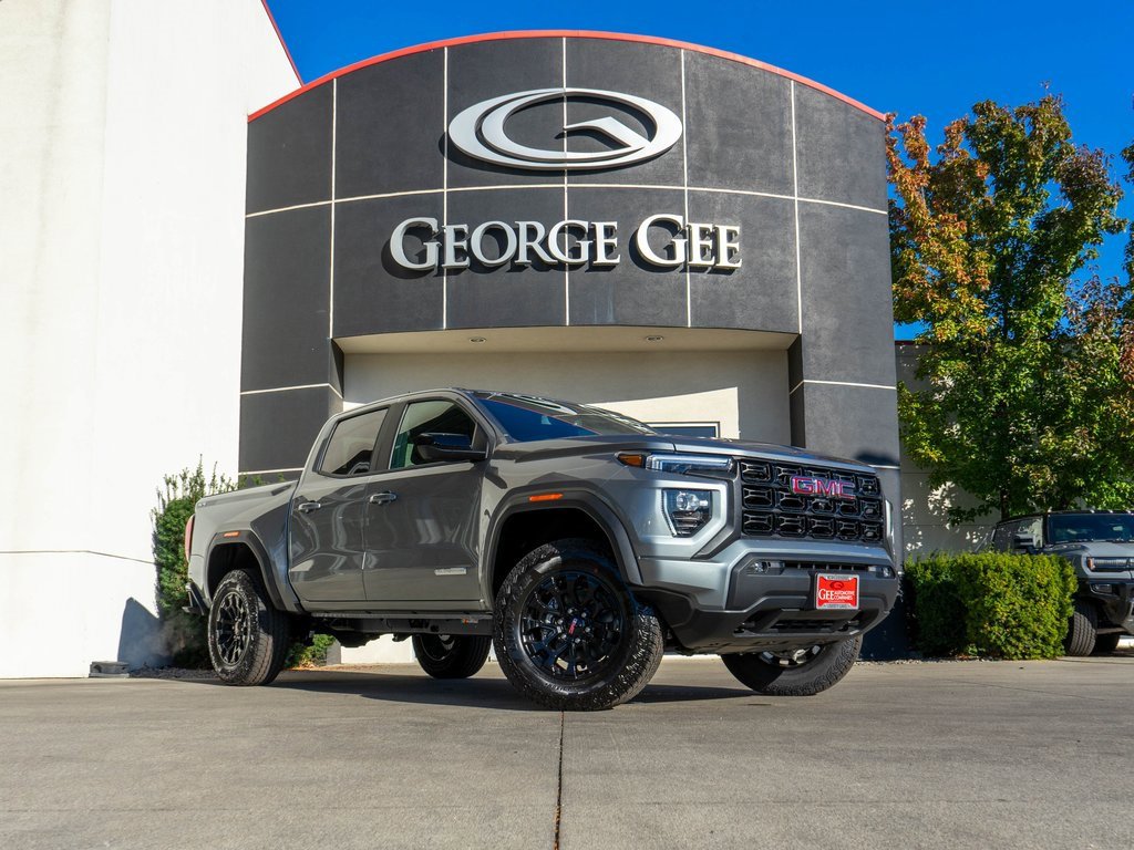 2026 GMC Canyon Elevation's photo