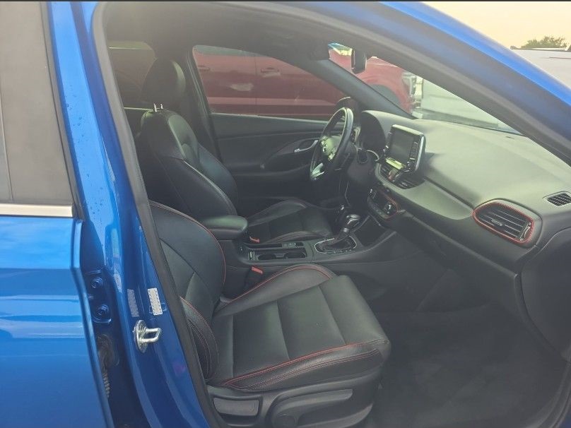 2018 Hyundai Elantra GT Sport photo 25