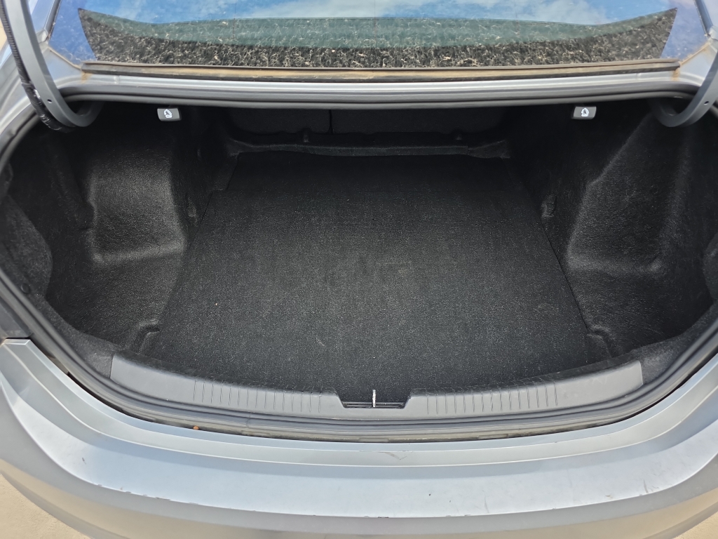 2023 Chevrolet Malibu 1LT photo 16
