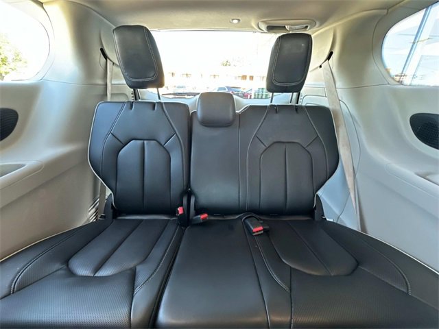 2022 Chrysler Pacifica Hybrid Limited photo 54