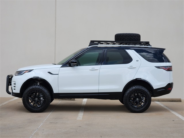 2024 Land Rover Discovery SE photo 4