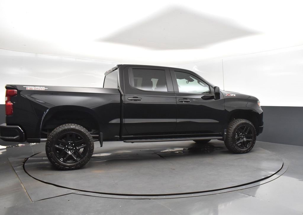 2026 Chevrolet Silverado 1500 Custom Trail Boss photo 3