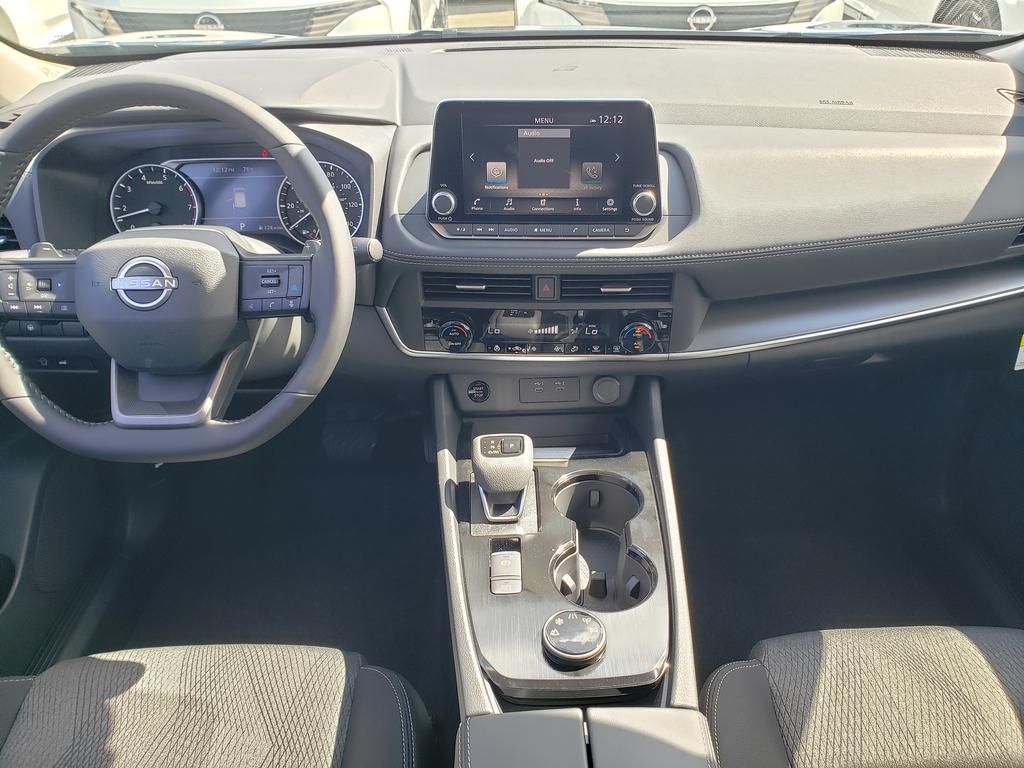 2026 Nissan Rogue SV photo 8