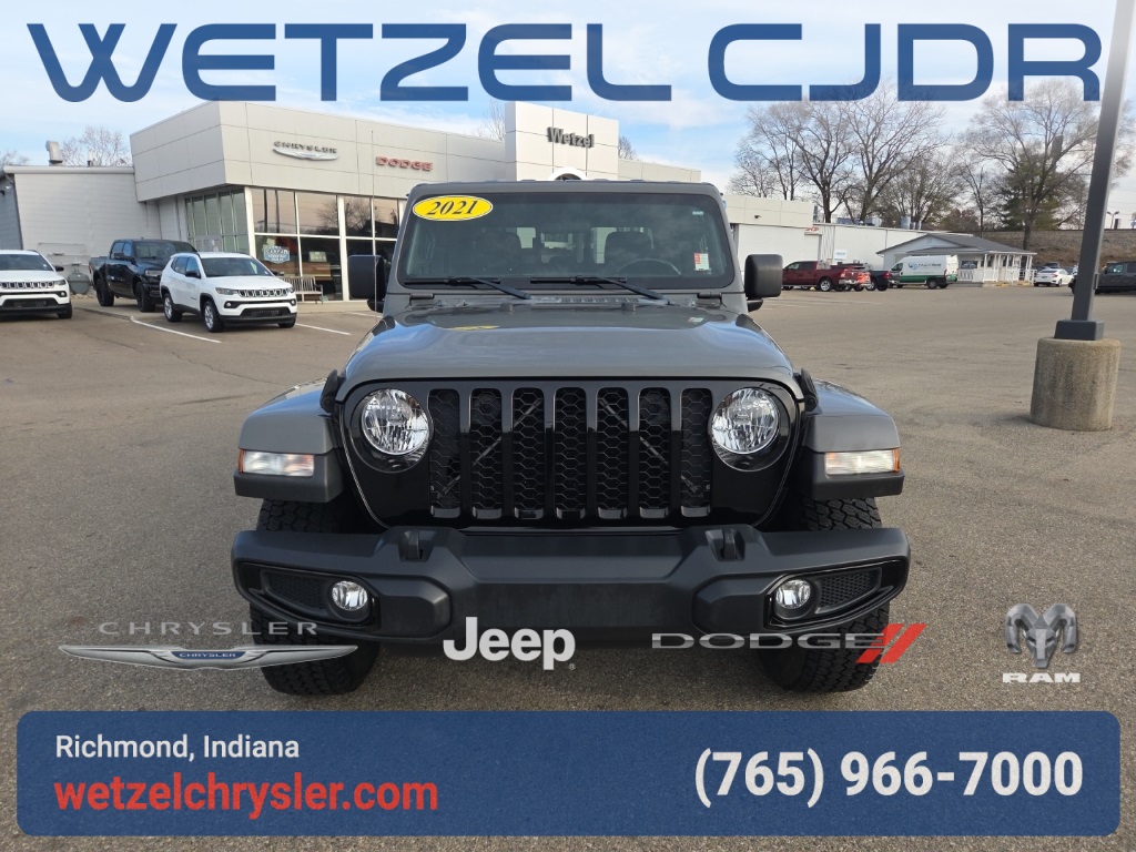 2021 Jeep Gladiator Willys photo 2