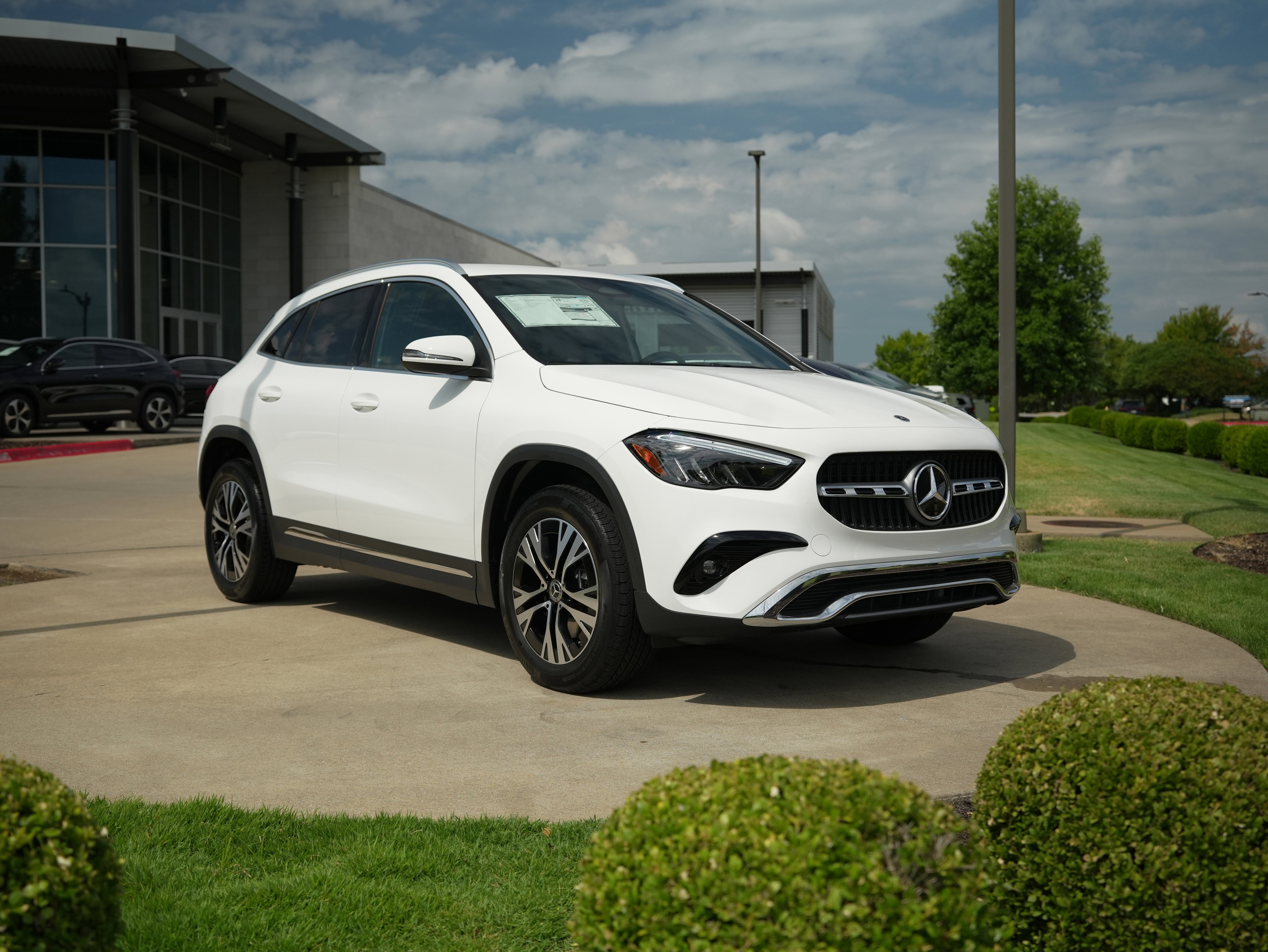 2026 Mercedes-Benz GLA GLA 250's photo