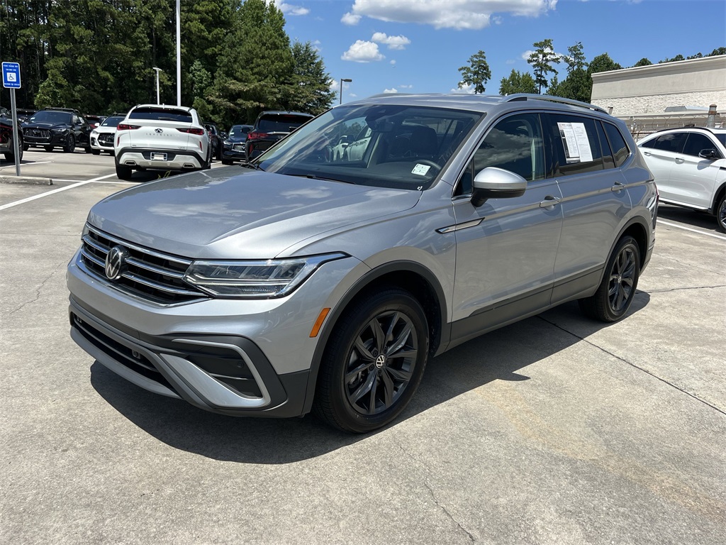 2024 Volkswagen Tiguan SE Wolfsburg Edition photo 3