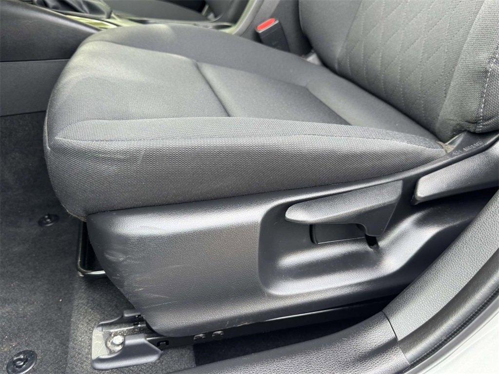 2024 Toyota Corolla LE photo 16