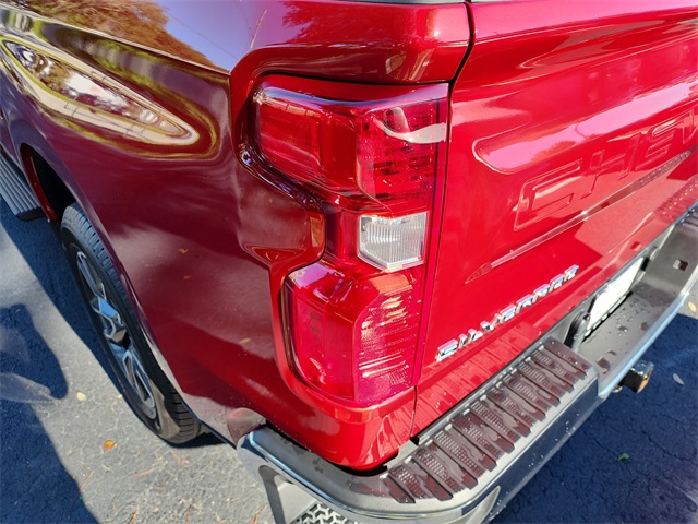 2024 Chevrolet Silverado 1500 LT photo 6