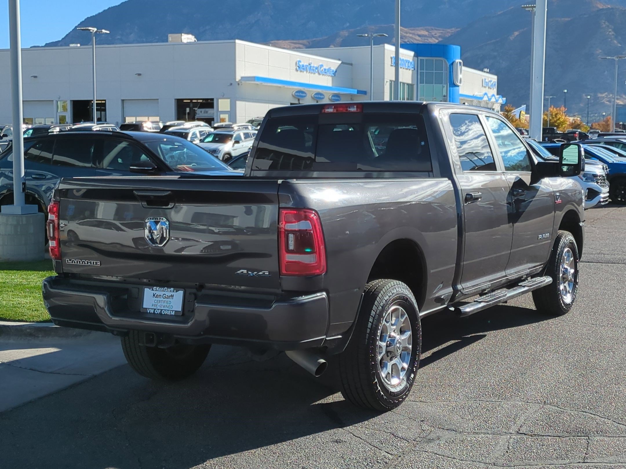 2024 Ram 2500 Laramie photo 3