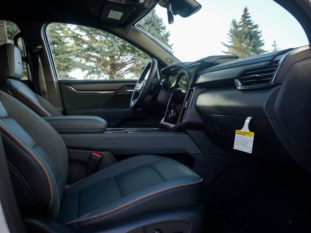 2025 Gmc Acadia AT4 photo 6