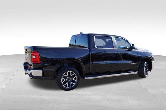 2025 Ram 1500 Laramie photo 4