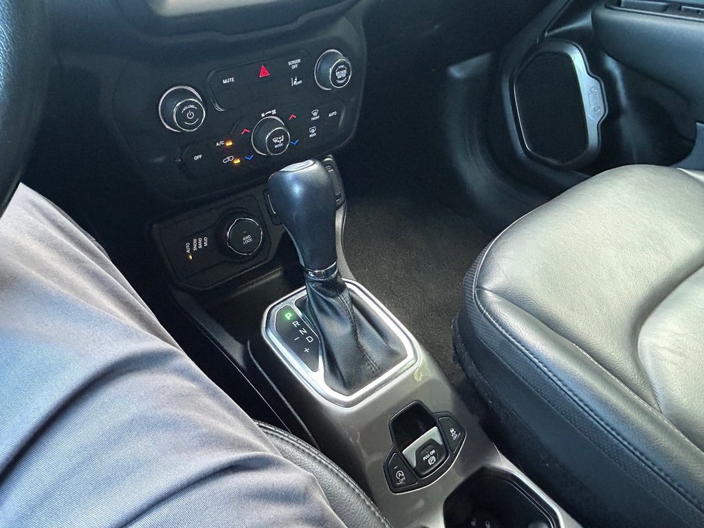 2021 Jeep Renegade Limited photo 17