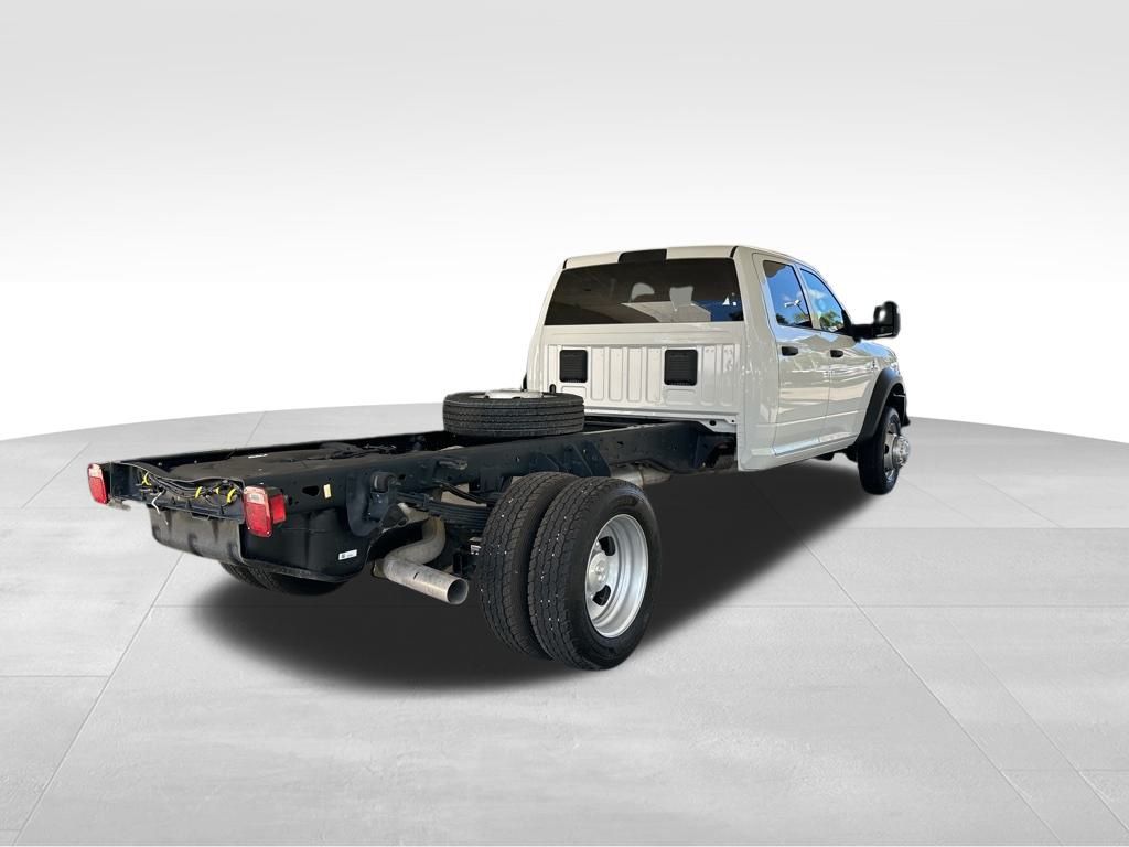 2026 Ram 5500 Tradesman photo 3