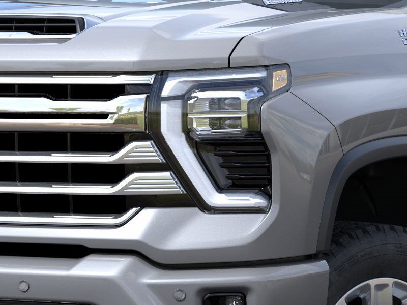2025 Chevrolet Silverado High Country photo 9