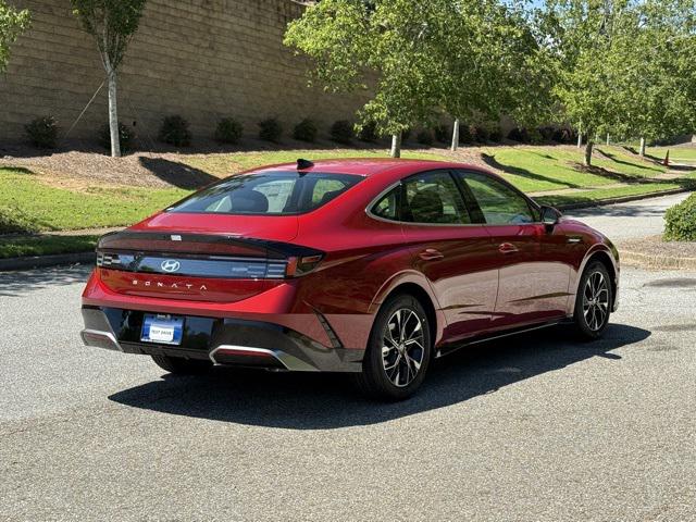 2025 Hyundai Sonata SEL photo 5