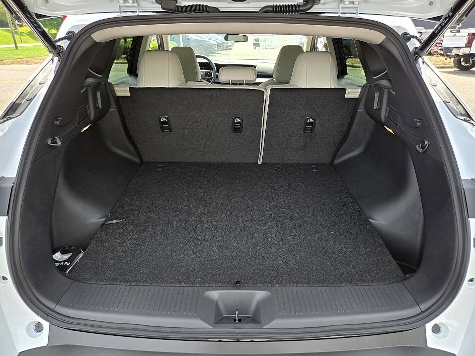 2025 Nissan Murano SV photo 10
