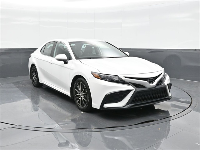 2023 Toyota Camry SE photo 19
