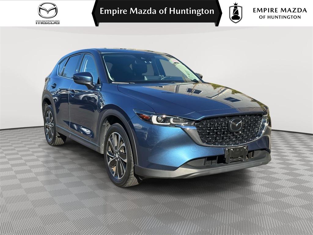 2023 Mazda CX-5 S Premium package's photo