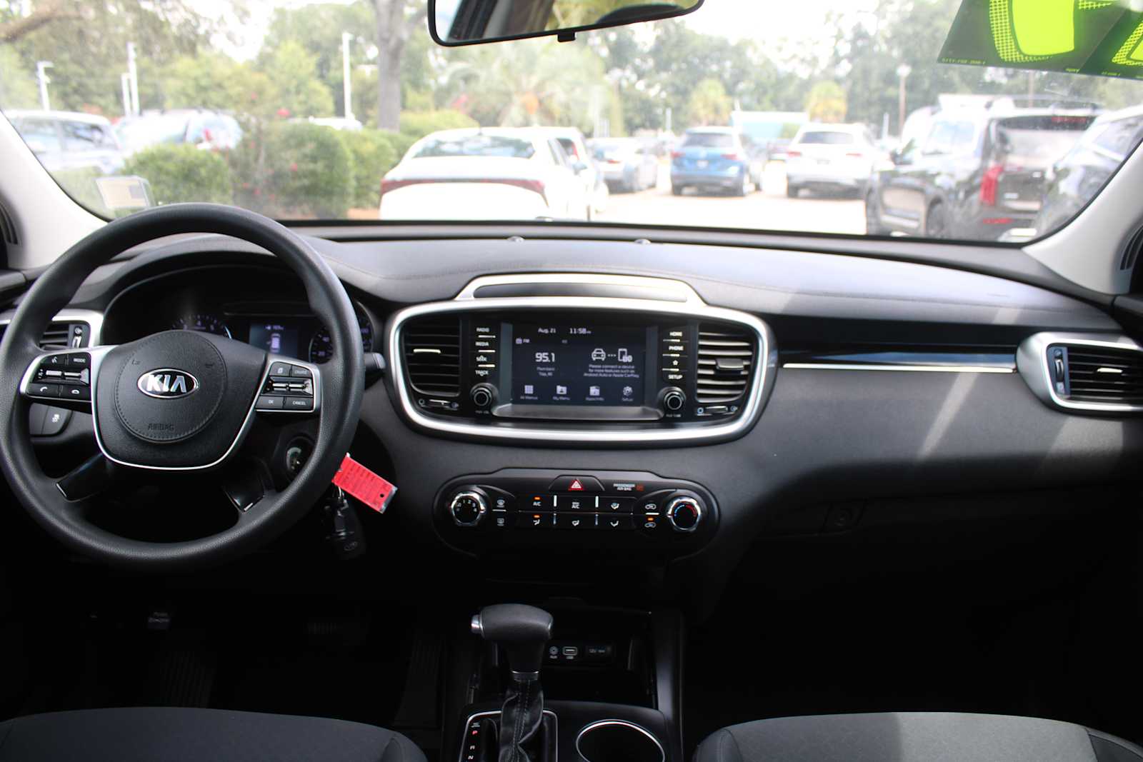 2019 Kia Sorento LX photo 21