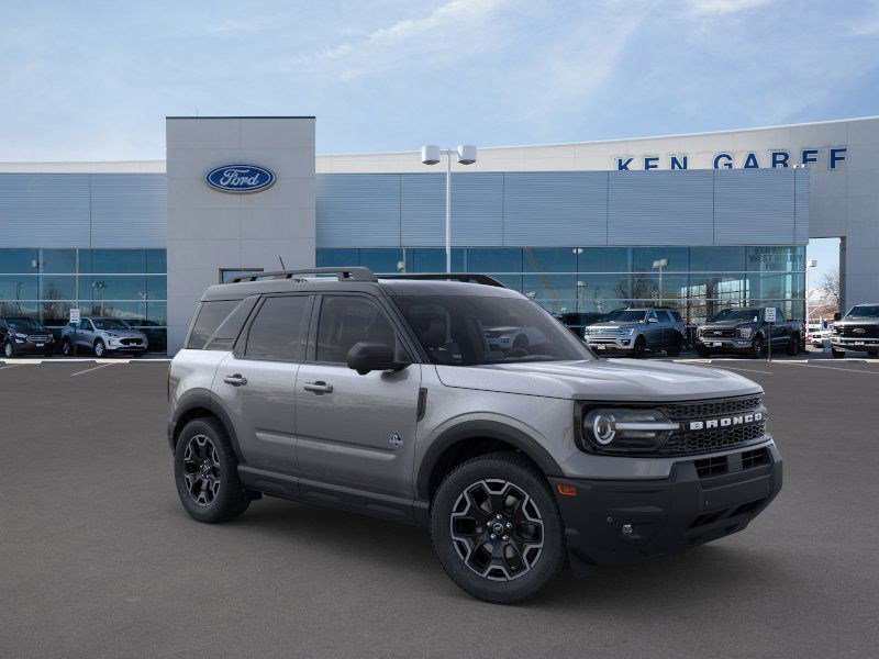 2025 Ford Bronco Sport Outer Banks photo 5