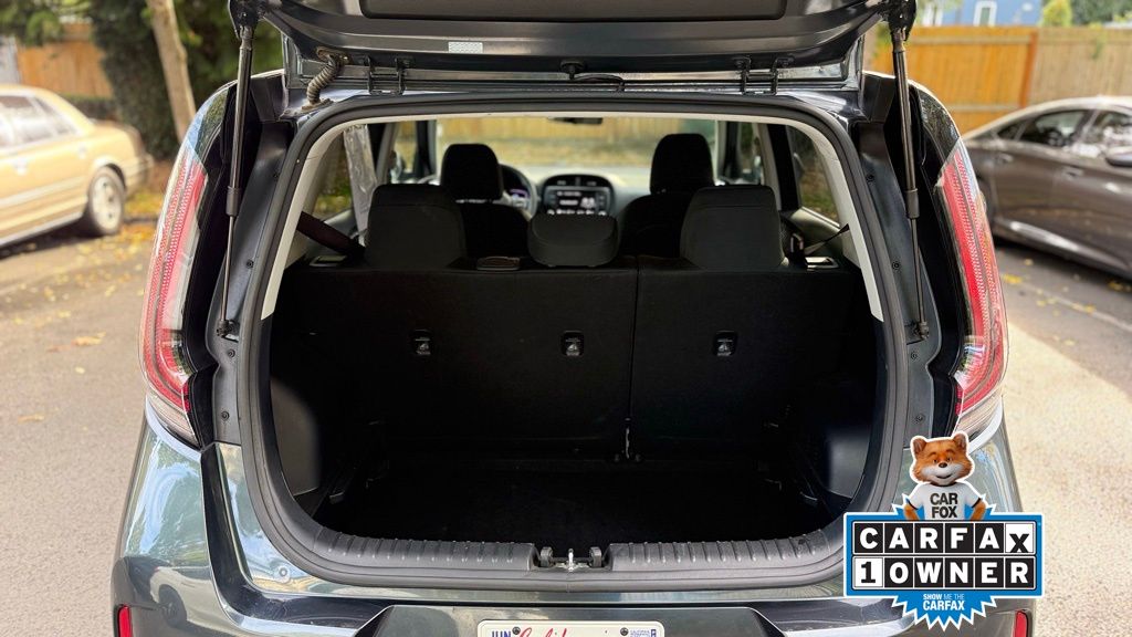 2024 Kia Soul LX photo 9