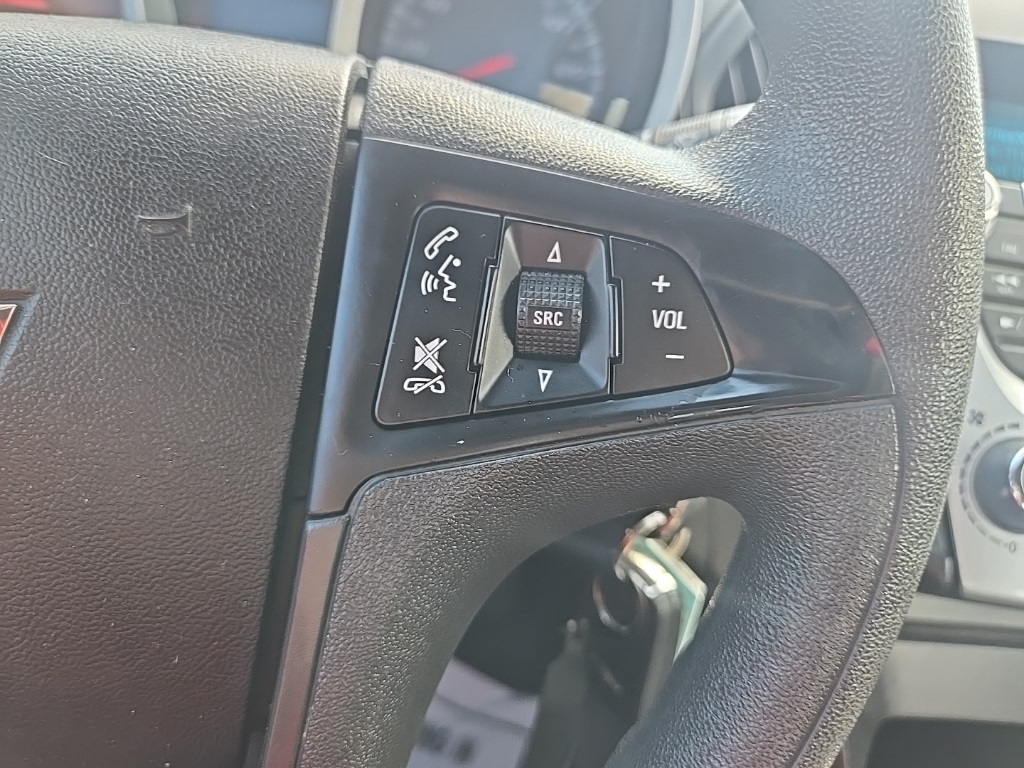 2015 Chevrolet Equinox LS photo 16