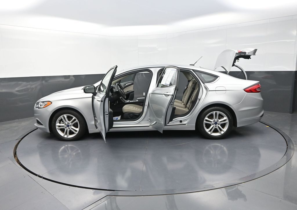 2018 Ford Fusion Hybrid S photo 29