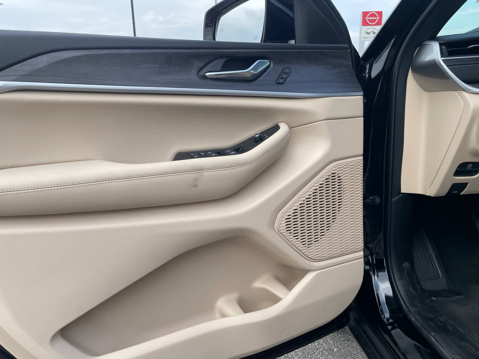 2025 Jeep Grand Cherokee Limited photo 19