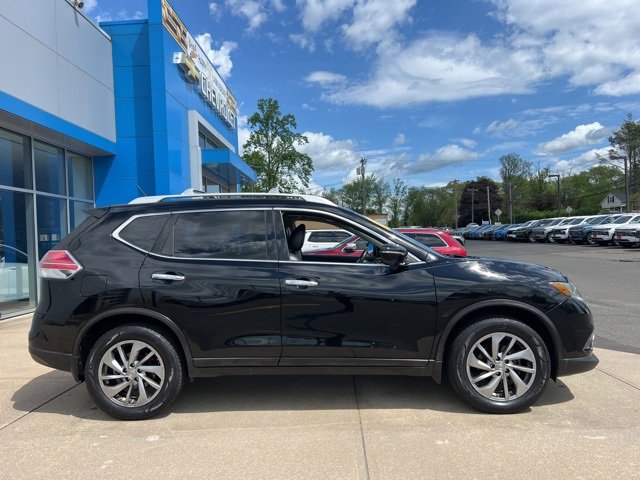 Used 2014 Nissan Rogue SL with VIN 5N1AT2MV3EC807448 for sale in Cheshire, CT