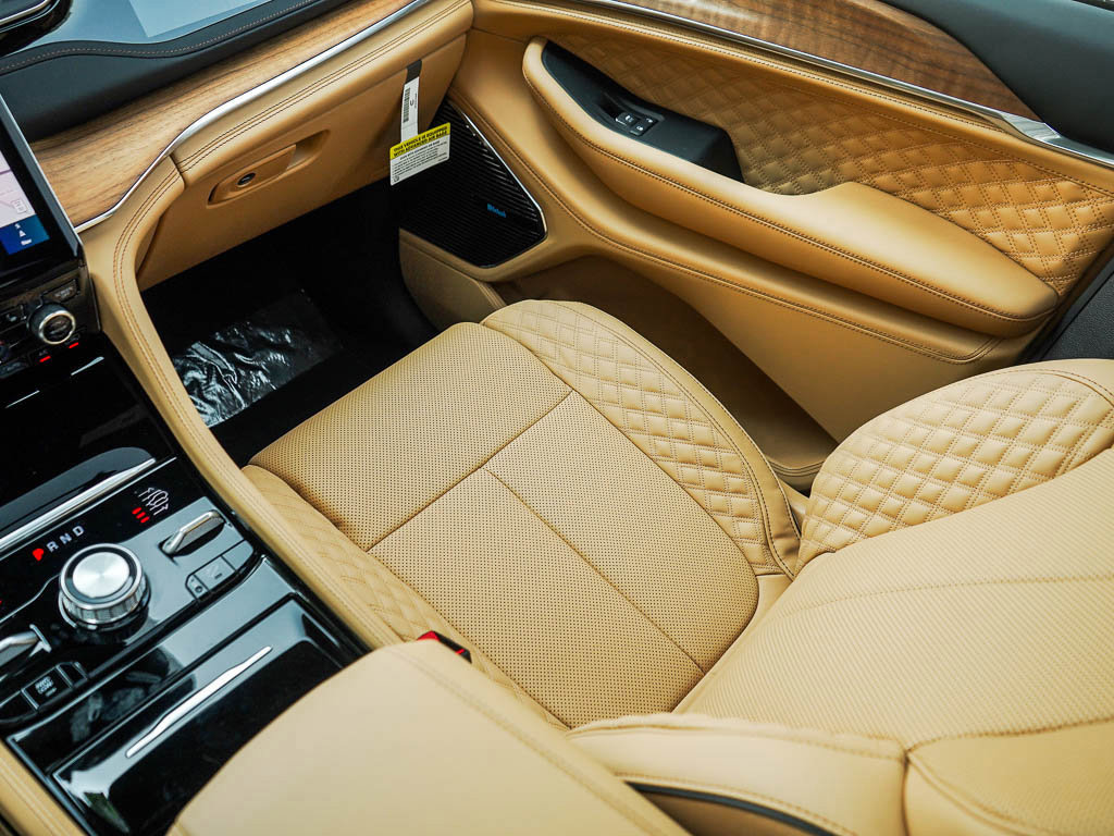 2025 Jeep Grand Cherokee L Summit photo 25