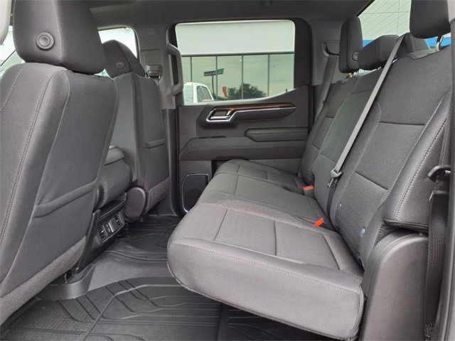 2025 Chevrolet Silverado 1500 LT photo 10