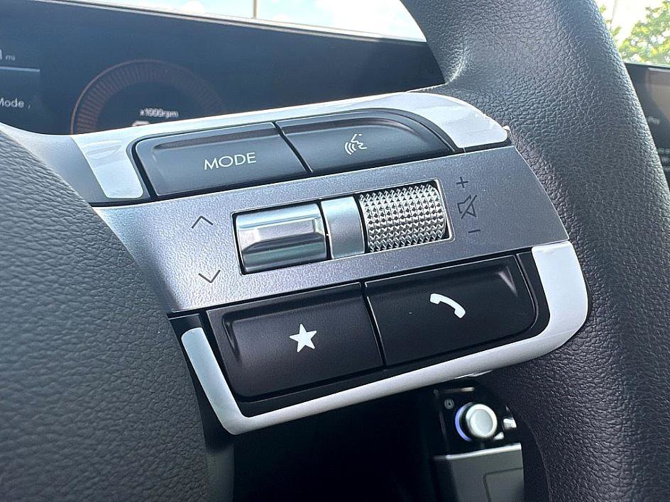2025 Hyundai Santa Cruz SE photo 14