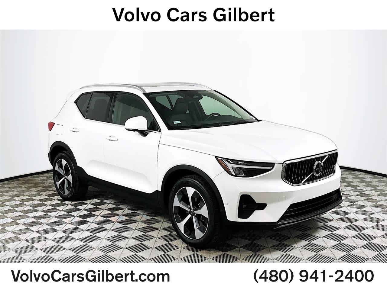 2025 Volvo XC40 Plus